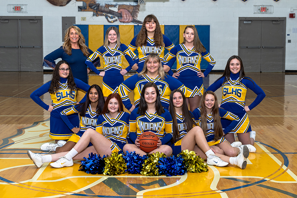 Varsity / Jr. Varsity Winter Cheerleaders Varsity / Jr. Varsity Winter Cheerleaders