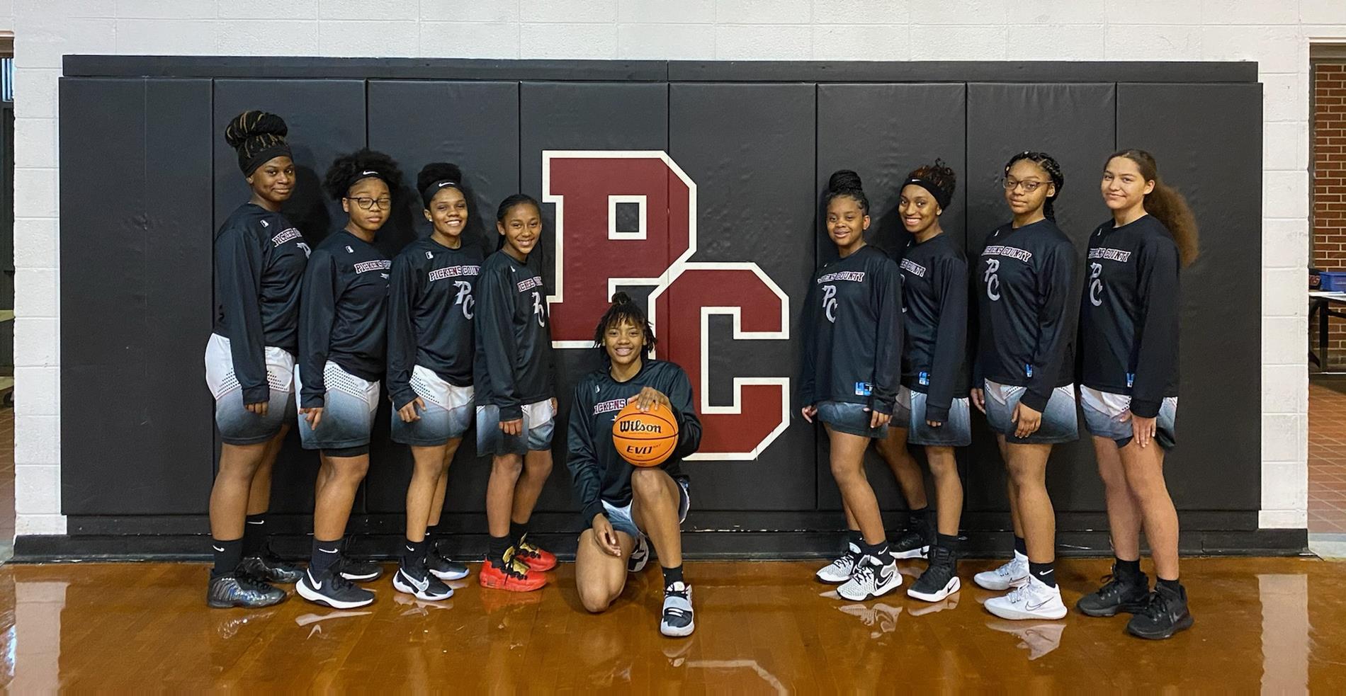 2020 Girls Varsity Basketball Team
