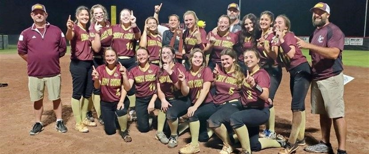 LCHS Softball - District Champs