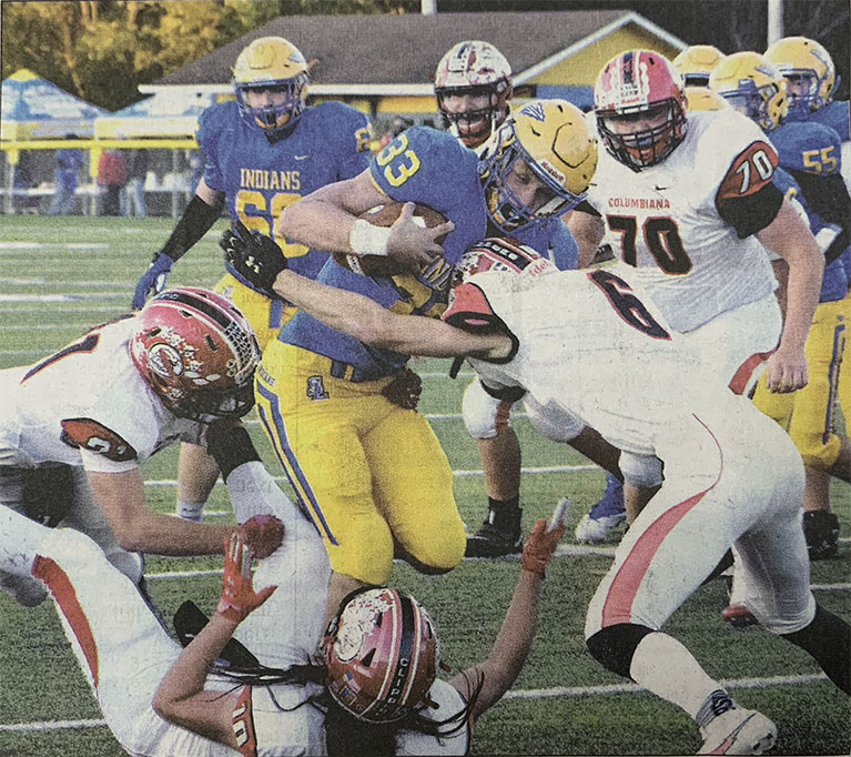 Southern fullback Hunter Morris plows into Columbiana defenders (picture Morning Journal/Ron Firth) Southern fullback Hunter Morris plows into Columbiana defenders (picture Morning Journal/Ron Firth)