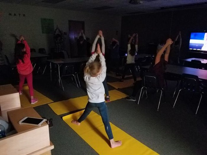 Yoga in afterschool at NES