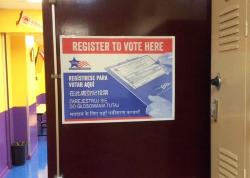 Students Sign Up to Vote During Registration Drive